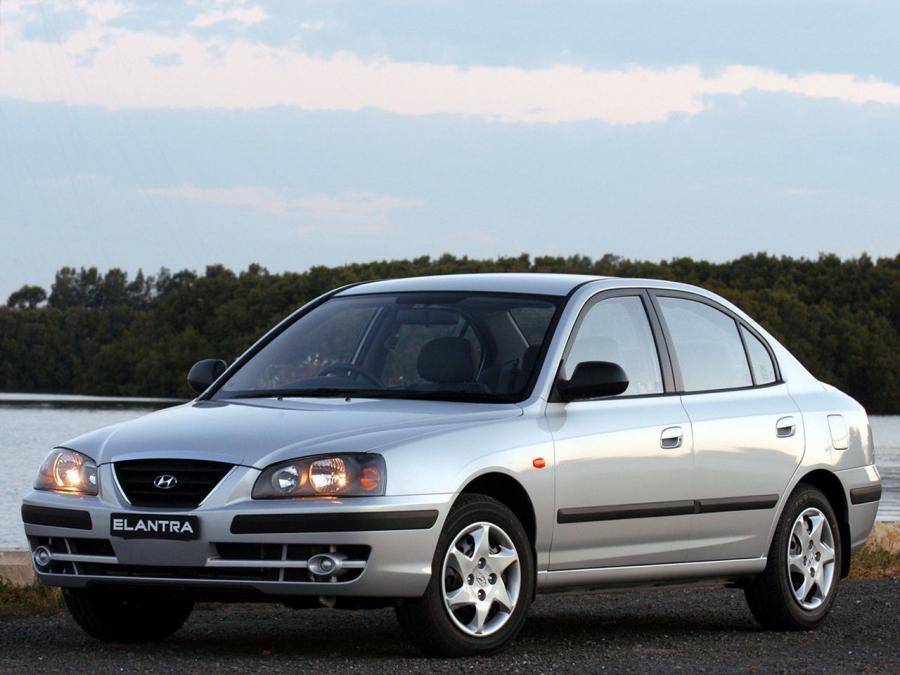  Hyundai Elantra Sedan 2003 года  (AU) (фото 1 из 2)